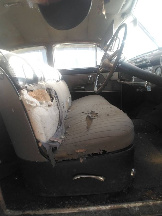 Buick-roadmaster-1947-custom-12