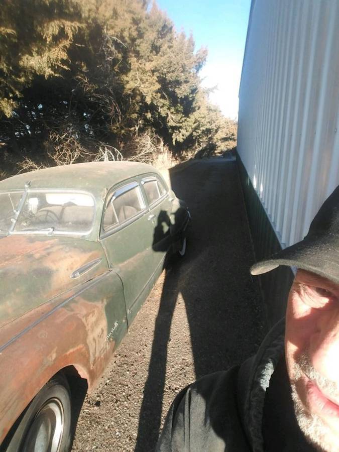 Buick-roadmaster-1947-custom-8