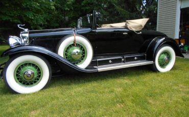 Cadillac-2-dr-convertible-1930-Black-Green-1