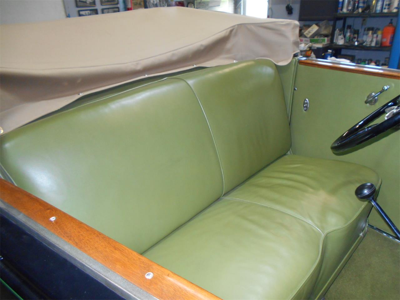 Cadillac-2-dr-convertible-1930-Black-Green-13