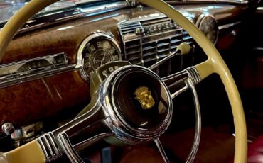 Cadillac-341b-1941-Brown-Red-11