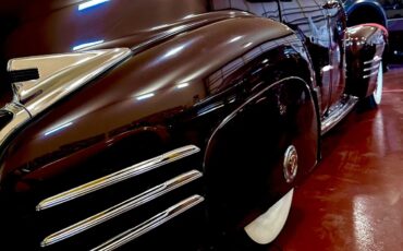 Cadillac-341b-1941-Brown-Red-14