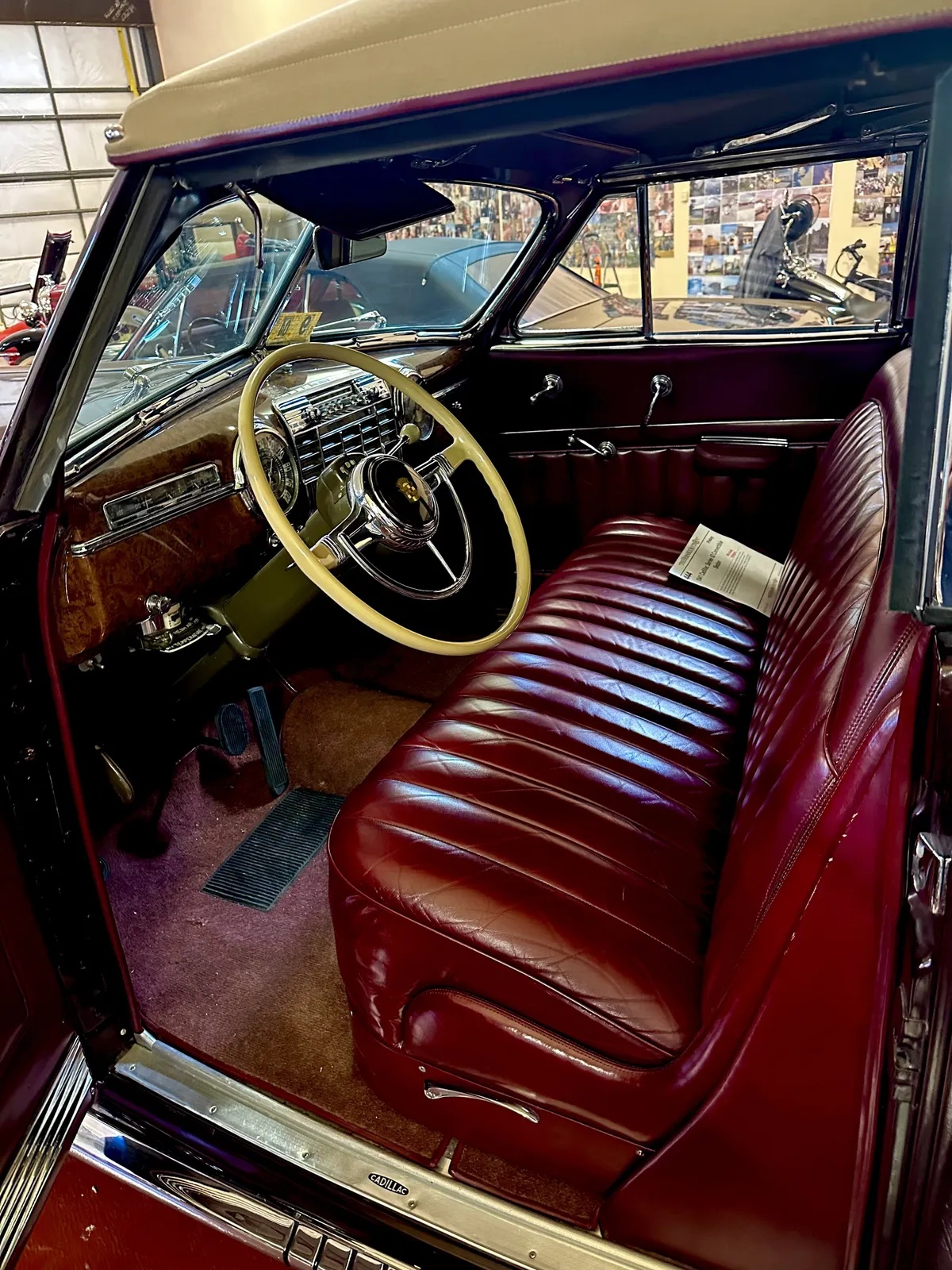 Cadillac-341b-1941-Brown-Red-5