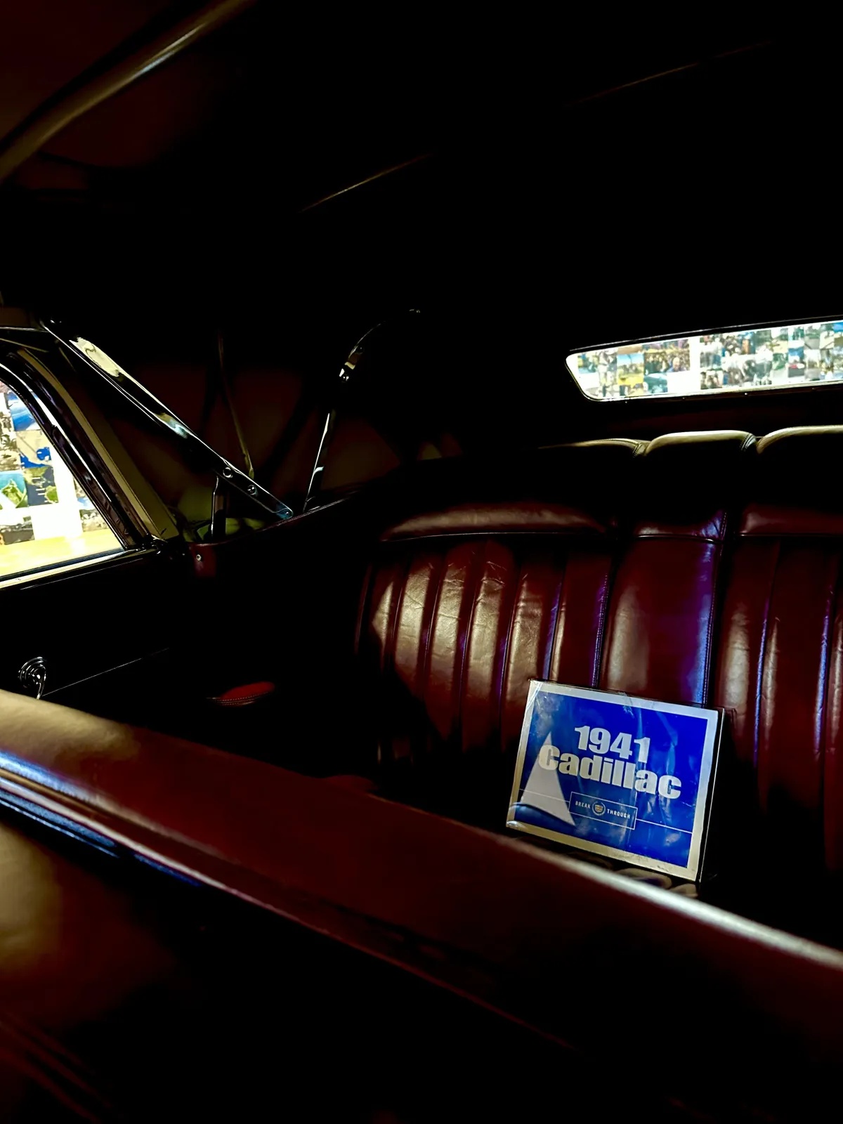 Cadillac-341b-1941-Brown-Red-8