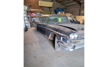 Cadillac-60-special-1958-Black-Grey-2