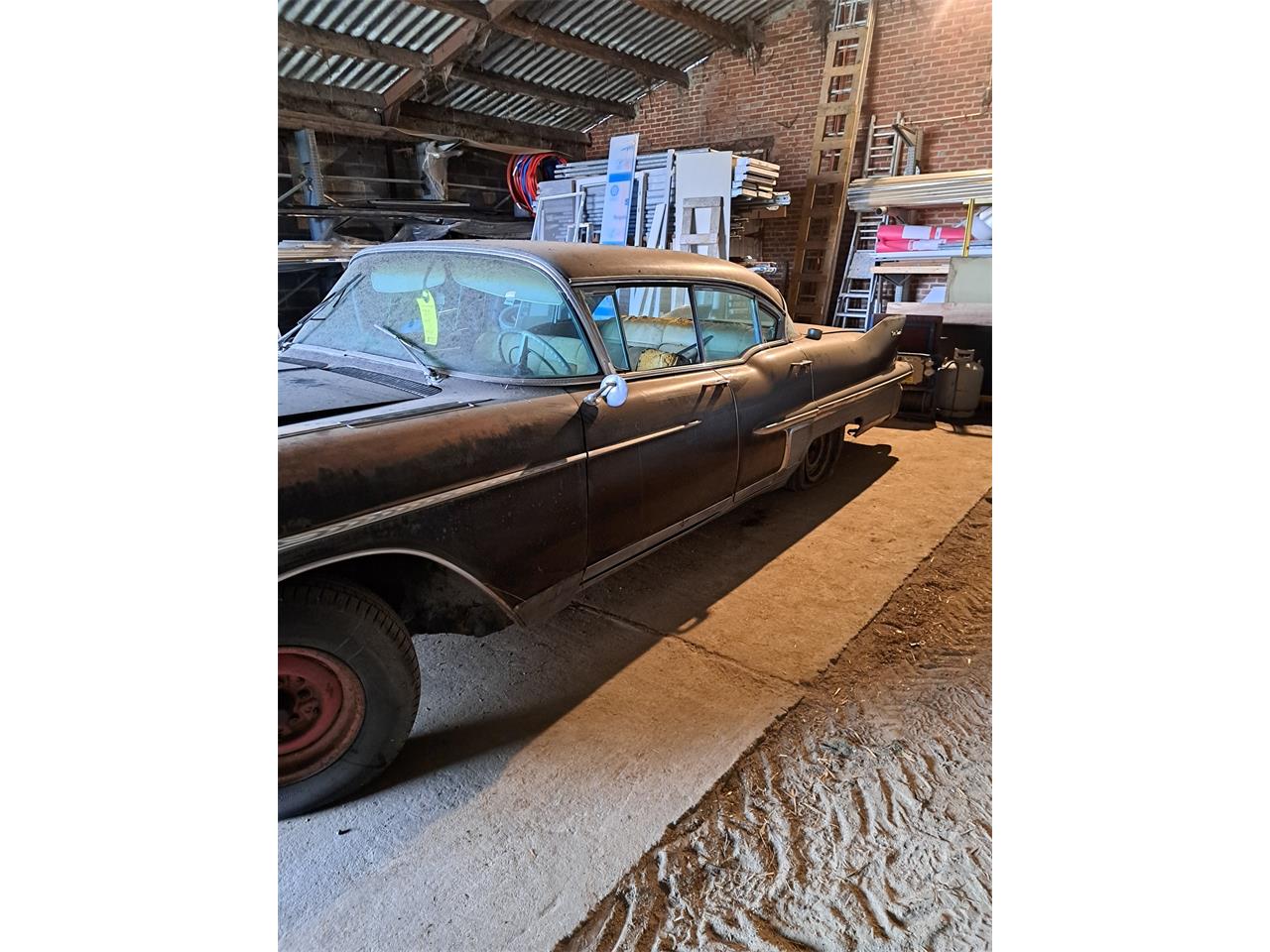 Cadillac-60-special-1958-Black-Grey-3