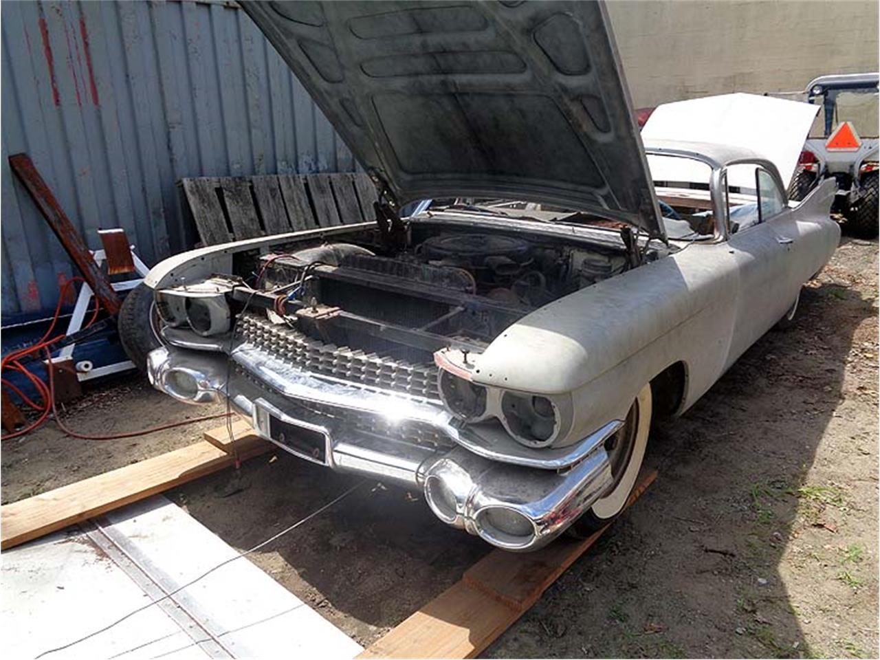 Cadillac-60-special-1959-primer-blue-11