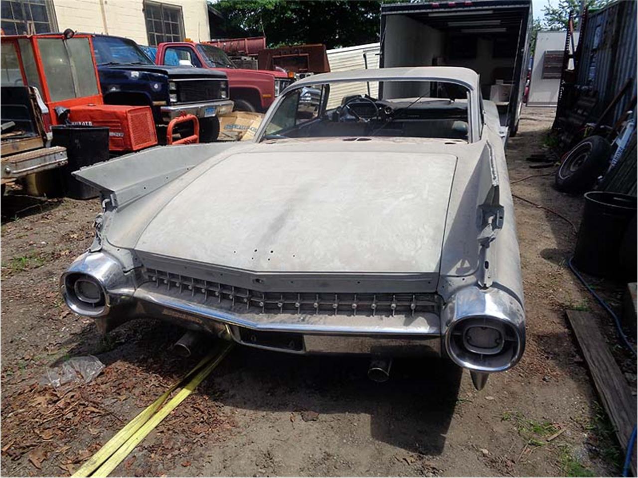 Cadillac-60-special-1959-primer-blue-3