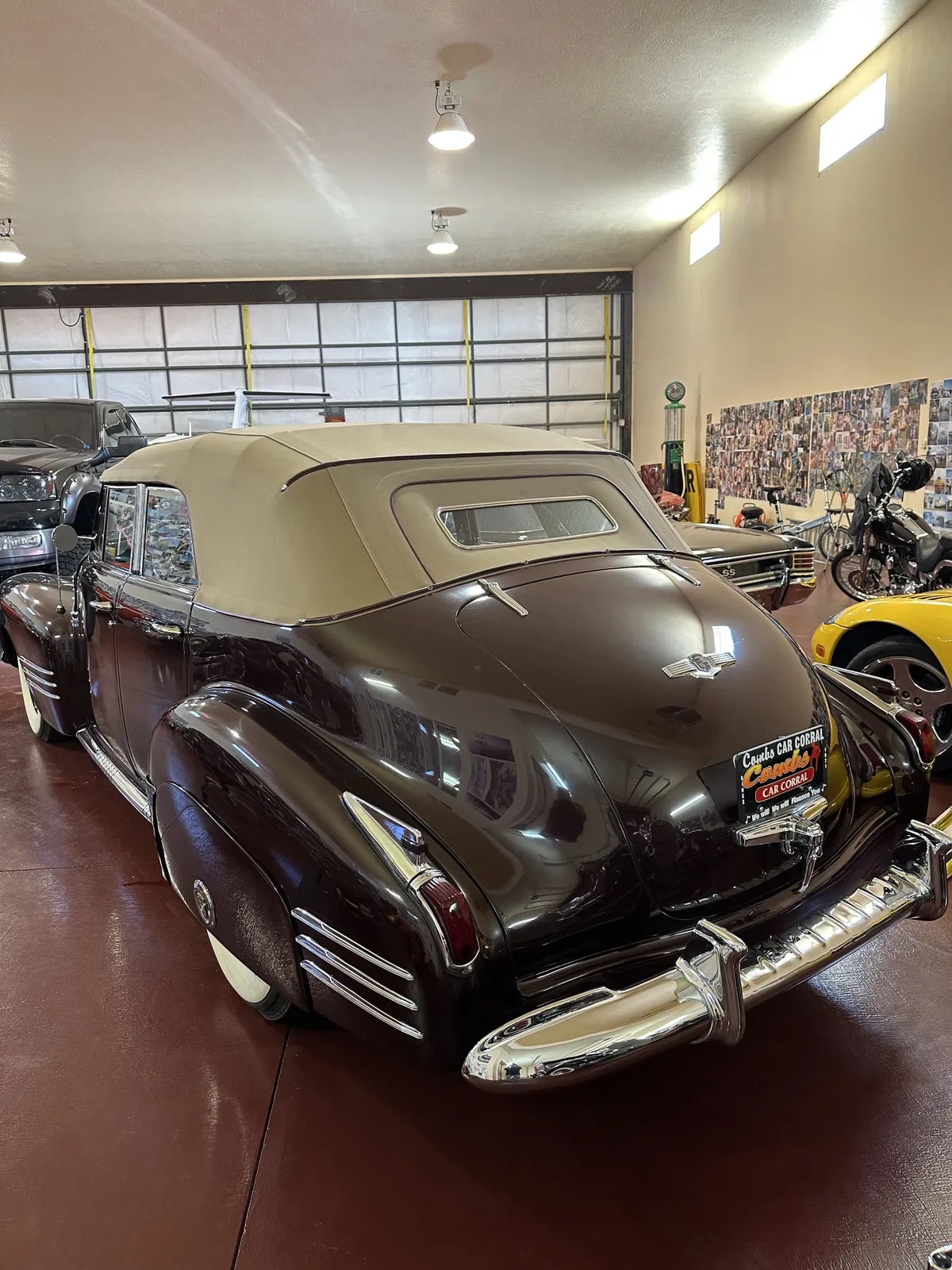 Cadillac-62-1941-3