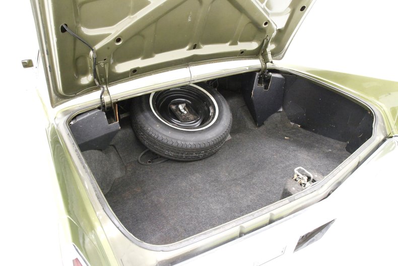 Cadillac-Coupe-deville-1970-Bayberry-Metallic-Gold-10