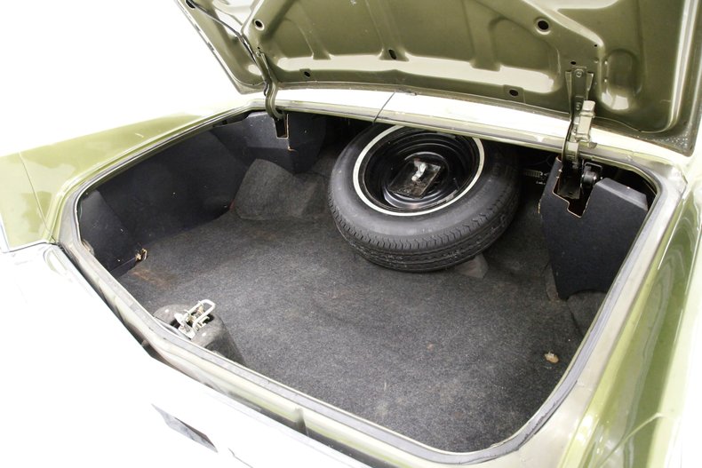 Cadillac-Coupe-deville-1970-Bayberry-Metallic-Gold-11