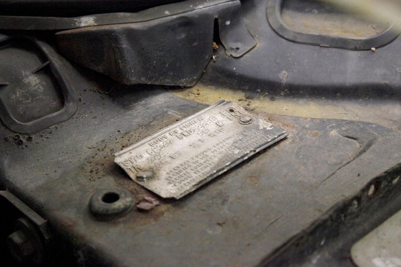 Cadillac-Coupe-deville-1970-Bayberry-Metallic-Gold-31