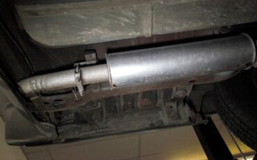 Cadillac-Coupe-deville-1970-Bayberry-Metallic-Gold-32