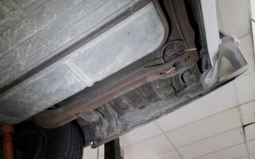 Cadillac-Coupe-deville-1970-Bayberry-Metallic-Gold-33