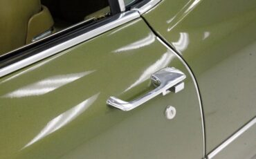 Cadillac-Coupe-deville-1970-Bayberry-Metallic-Gold-4