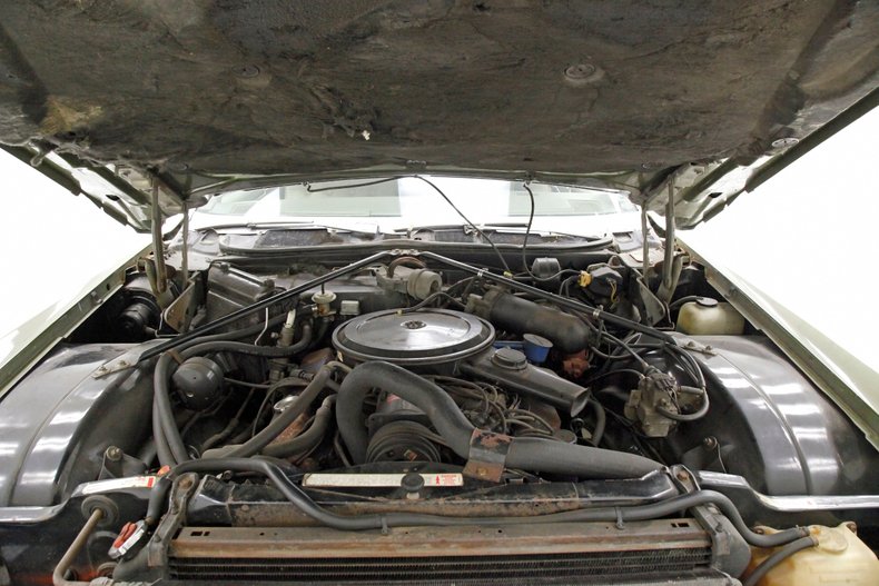 Cadillac-Coupe-deville-1970-Bayberry-Metallic-Gold-42