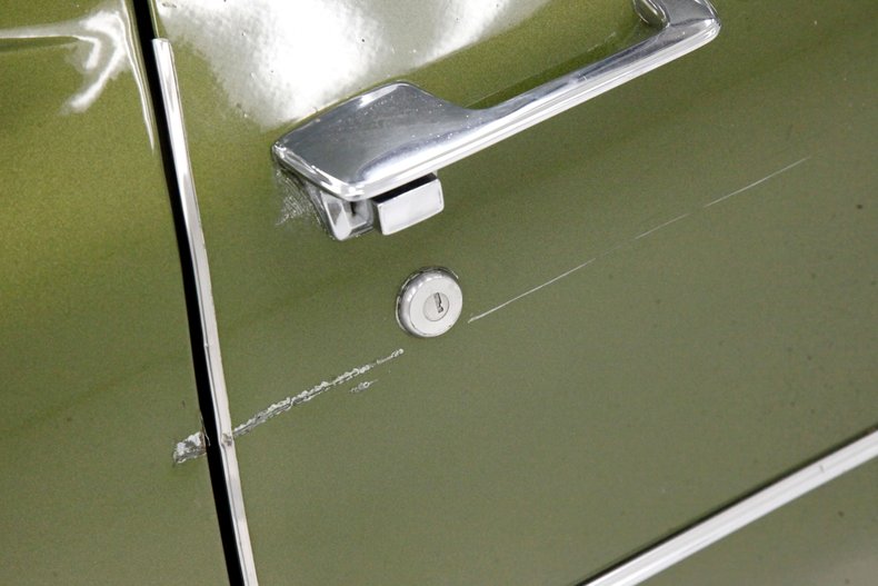 Cadillac-Coupe-deville-1970-Bayberry-Metallic-Gold-6