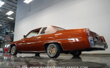 Cadillac-Coupe-deville-1977-Orange-Metallic-Orange-11