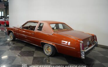 Cadillac-Coupe-deville-1977-Orange-Metallic-Orange-13