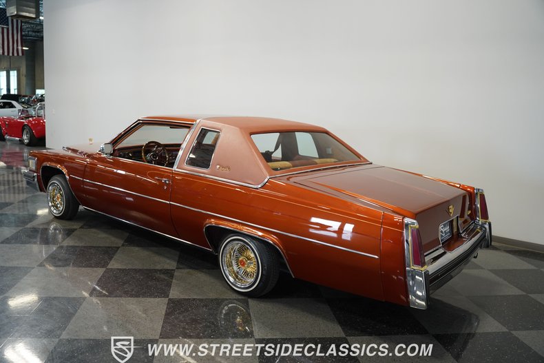 Cadillac-Coupe-deville-1977-Orange-Metallic-Orange-13