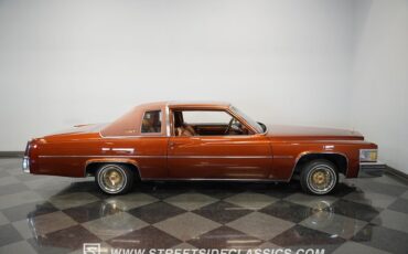 Cadillac-Coupe-deville-1977-Orange-Metallic-Orange-19