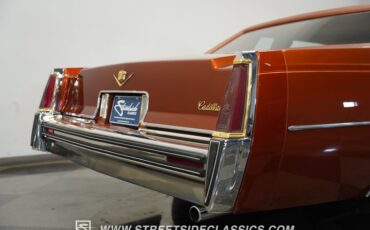 Cadillac-Coupe-deville-1977-Orange-Metallic-Orange-29
