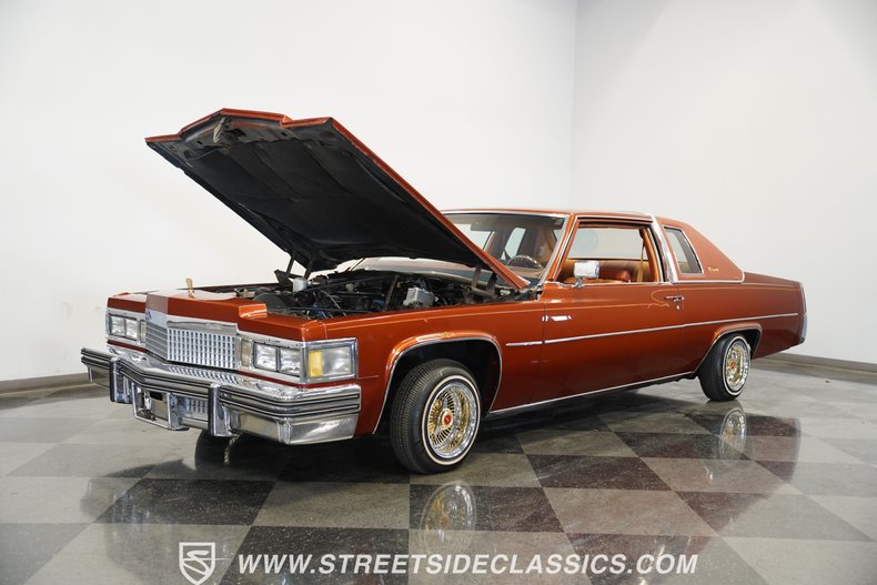 Cadillac-Coupe-deville-1977-Orange-Metallic-Orange-32