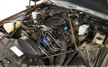 Cadillac-Coupe-deville-1977-Orange-Metallic-Orange-33