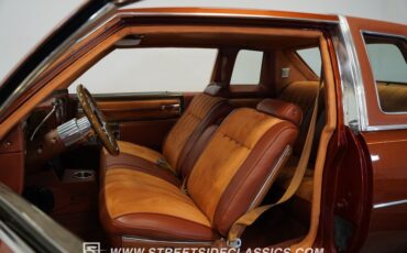 Cadillac-Coupe-deville-1977-Orange-Metallic-Orange-37