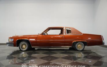 Cadillac-Coupe-deville-1977-Orange-Metallic-Orange