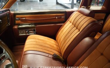 Cadillac-Coupe-deville-1977-Orange-Metallic-Orange-47