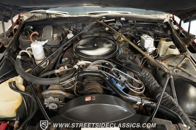 Cadillac-Coupe-deville-1977-Orange-Metallic-Orange-7