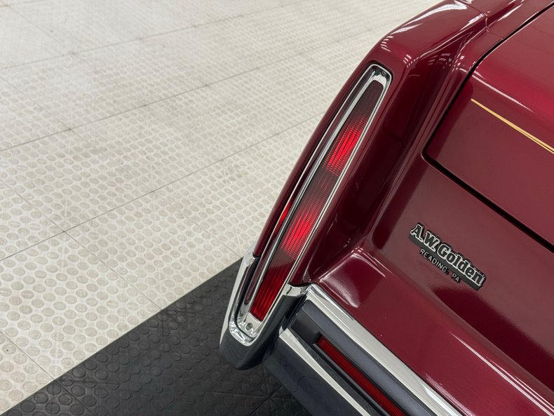 Cadillac-Coupe-deville-1991-Carmine-Red-Burgundy-17