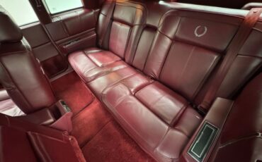 Cadillac-Coupe-deville-1991-Carmine-Red-Burgundy-33
