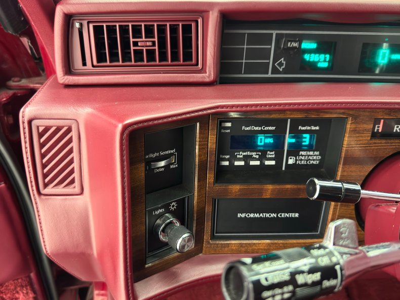 Cadillac-Coupe-deville-1991-Carmine-Red-Burgundy-40