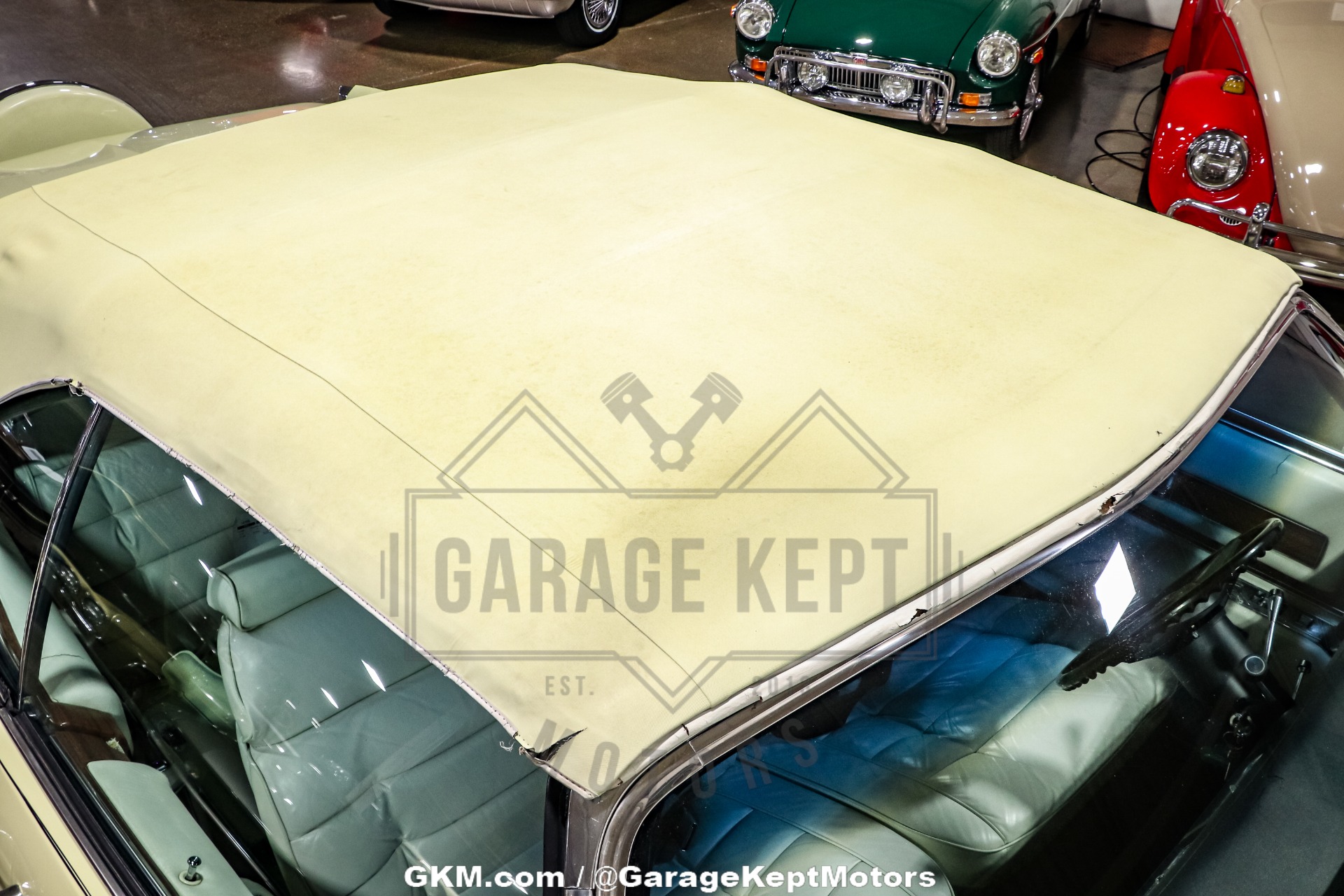 Cadillac-Eldorado-1976-27