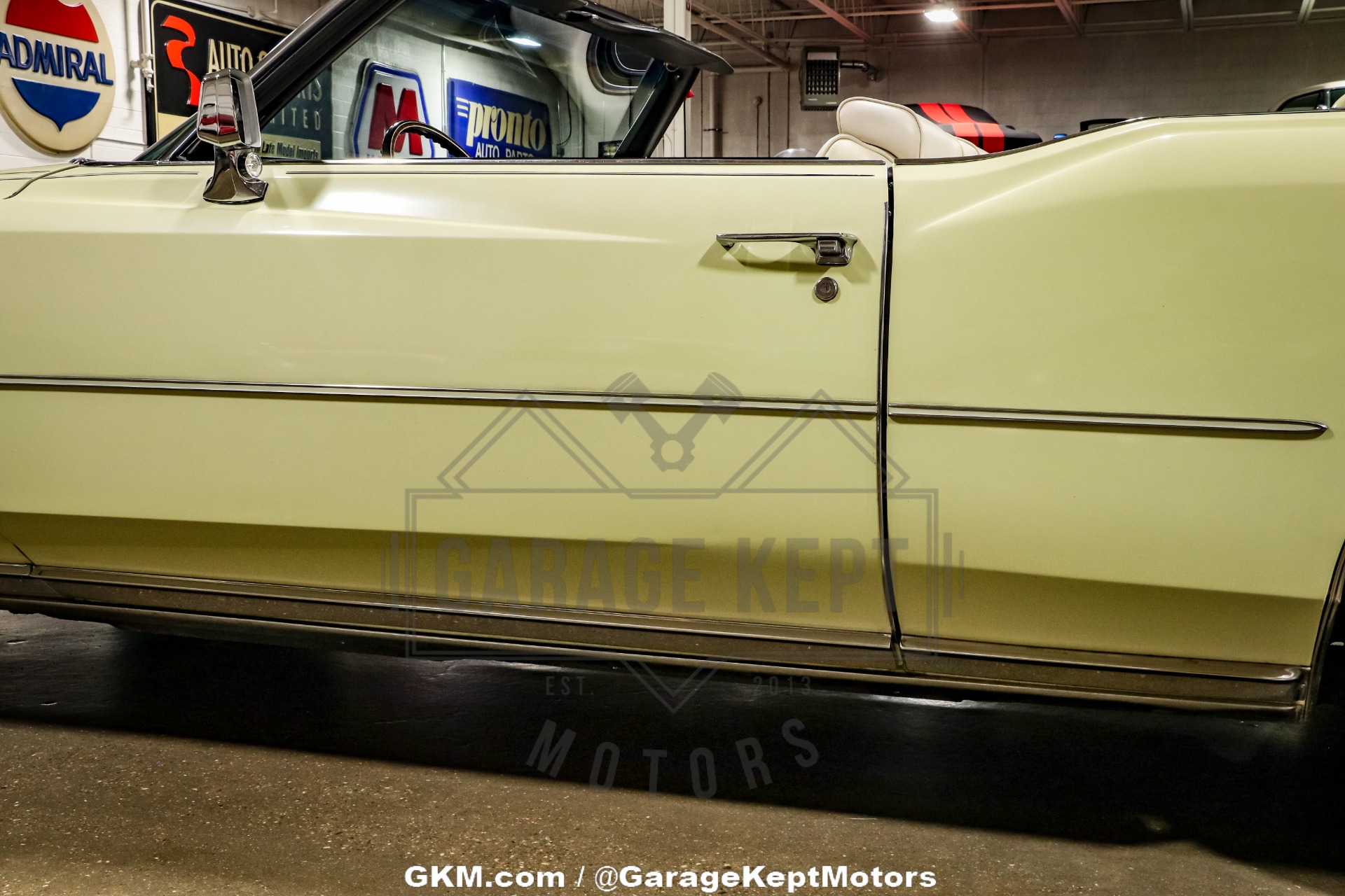 Cadillac-Eldorado-1976-9