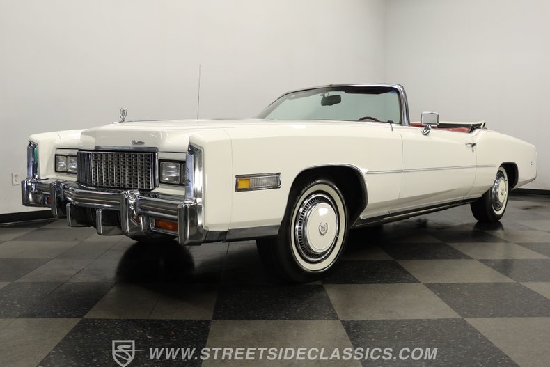 Cadillac-Eldorado-1976-Cotillion-White-Dark-Firethorn-15