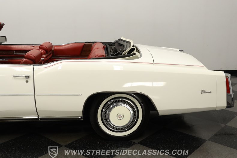 Cadillac-Eldorado-1976-Cotillion-White-Dark-Firethorn-18