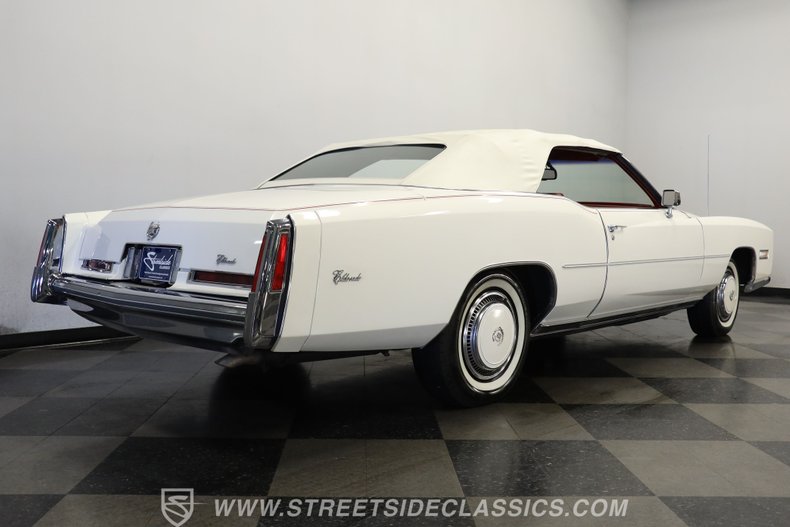 Cadillac-Eldorado-1976-Cotillion-White-Dark-Firethorn-20