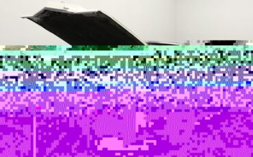 Cadillac-Eldorado-1976-Cotillion-White-Dark-Firethorn-23