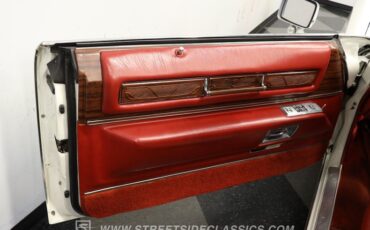 Cadillac-Eldorado-1976-Cotillion-White-Dark-Firethorn-27