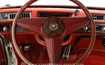 Cadillac-Eldorado-1976-Cotillion-White-Dark-Firethorn-29