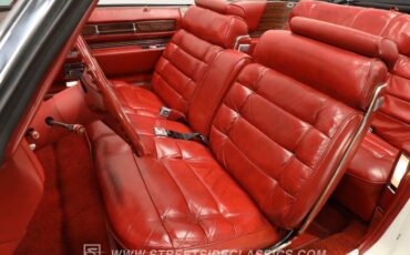 Cadillac-Eldorado-1976-Cotillion-White-Dark-Firethorn-34