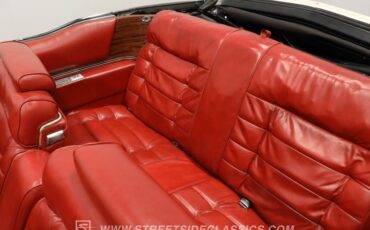 Cadillac-Eldorado-1976-Cotillion-White-Dark-Firethorn-35