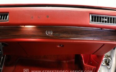 Cadillac-Eldorado-1976-Cotillion-White-Dark-Firethorn-41