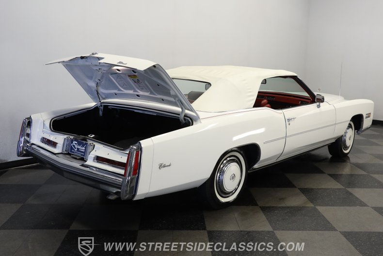 Cadillac-Eldorado-1976-Cotillion-White-Dark-Firethorn-44