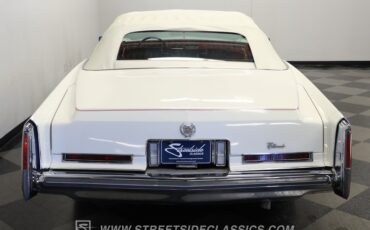 Cadillac-Eldorado-1976-Cotillion-White-Dark-Firethorn-7