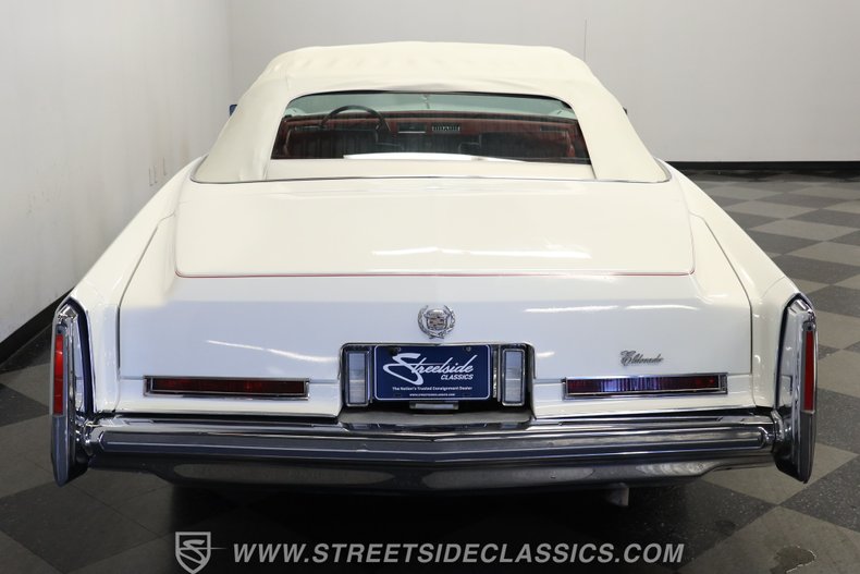 Cadillac-Eldorado-1976-Cotillion-White-Dark-Firethorn-7