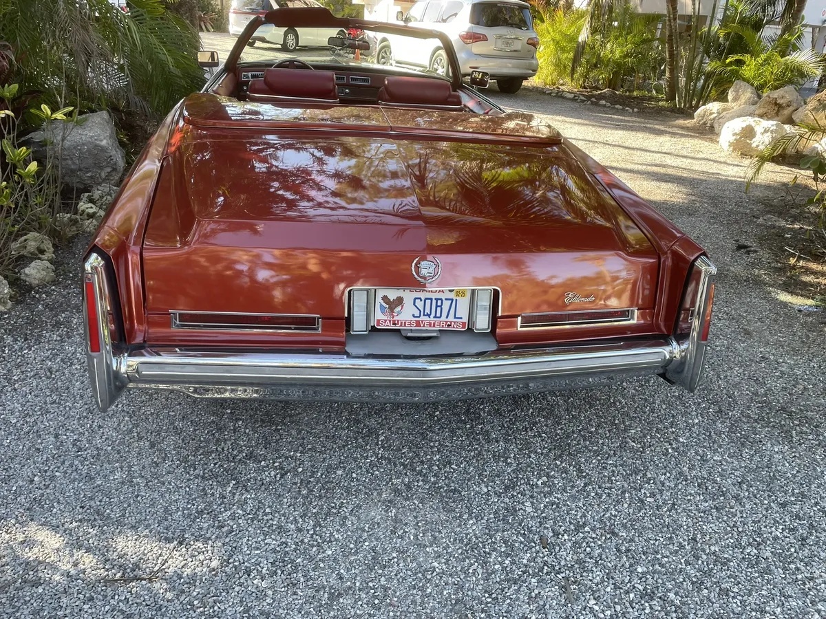 Cadillac-Eldorado-1976-Fire-Thorn-Red-Red-3